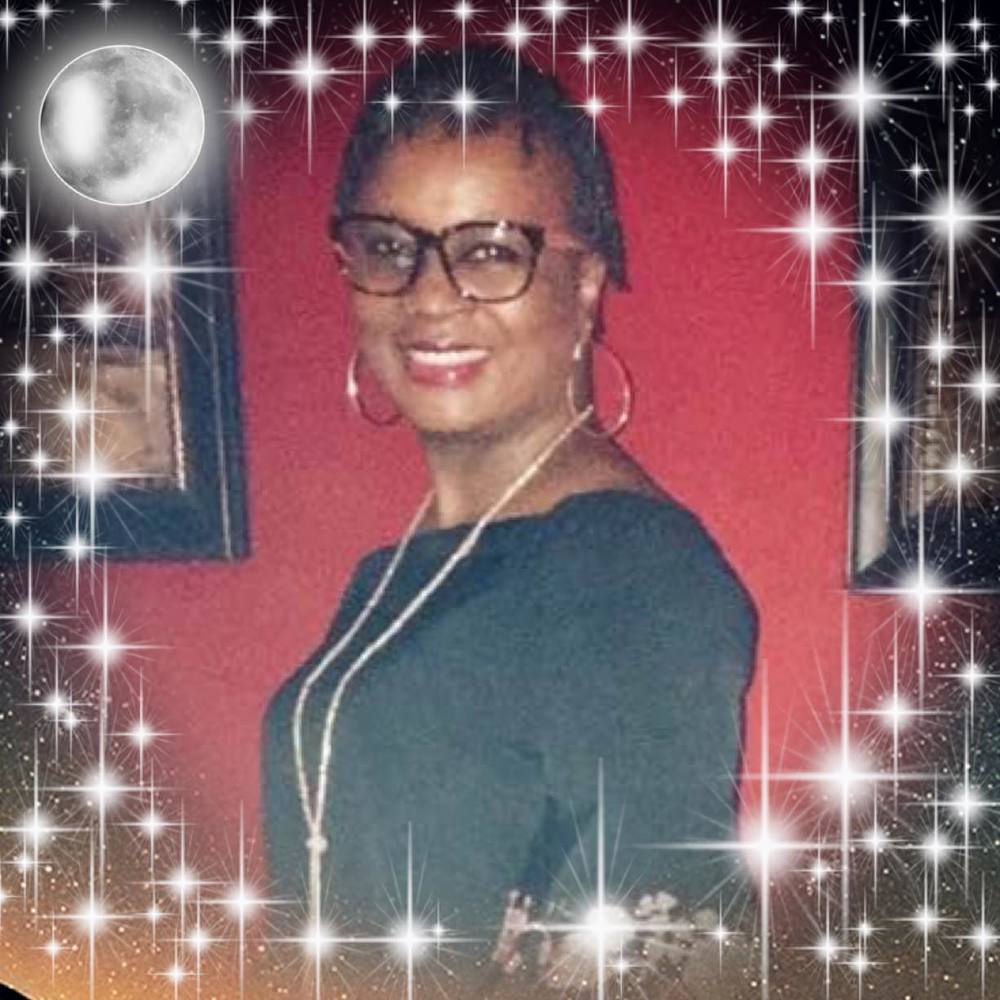 Meet your Posher, Jacqueline